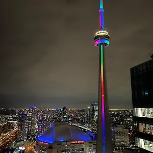  Apartment Downtown Suites Canada