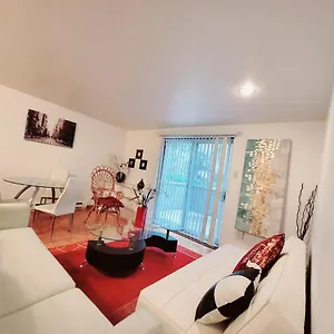  Apartment Superbe 5 Min De Dix30 A 20 Min De Montreal. Canada