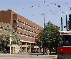 https://university-of-toronto-wilson-hall-residence.hotelstorontoontario.org